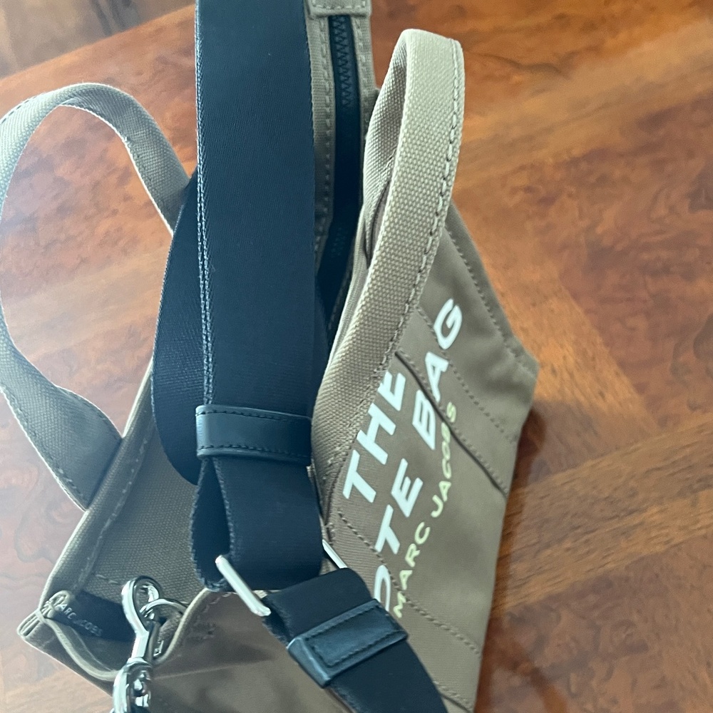 Marc Jacobs The Tote Bag